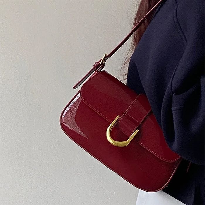RED MARY - SLING BAG